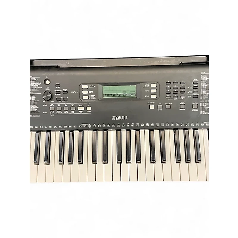 Used Yamaha PSRE373 61 Key Portable Keyboard