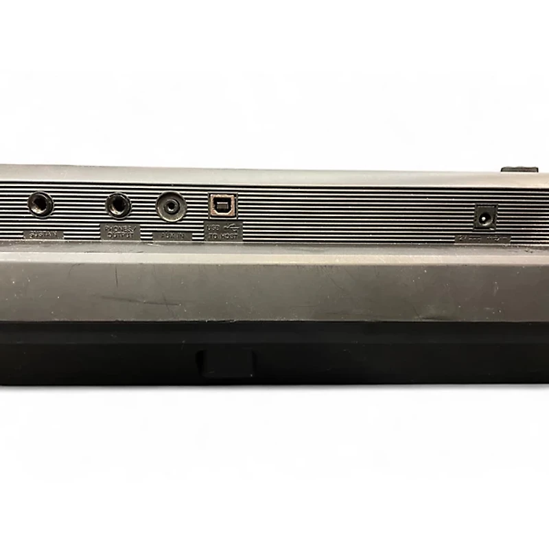 Used Yamaha PSRE373 61 Key Portable Keyboard