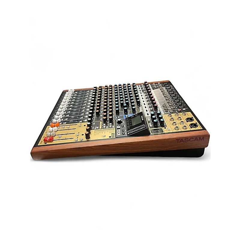Used TASCAM MODEL 16 Powered Mixer