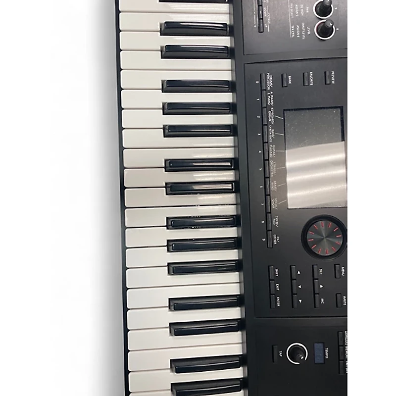Used Roland fa06 Keyboard Workstation
