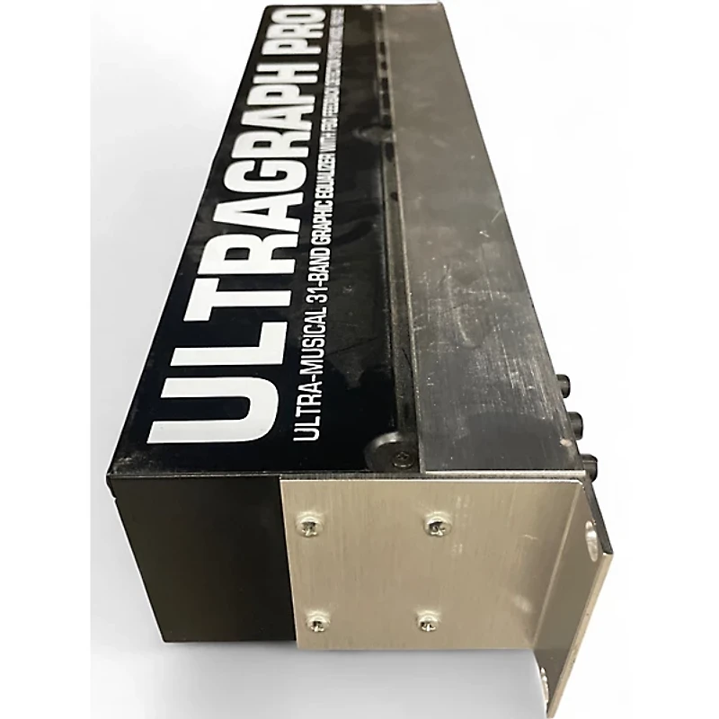 Used Behringer FBQ3102 Equalizer