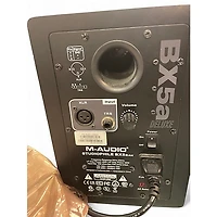 Used M-Audio BX5A Pair Powered Monitor