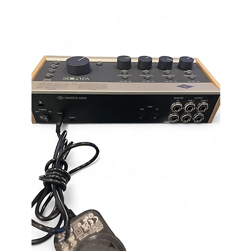 Used Universal Audio VOLT 4/76P Audio Interface