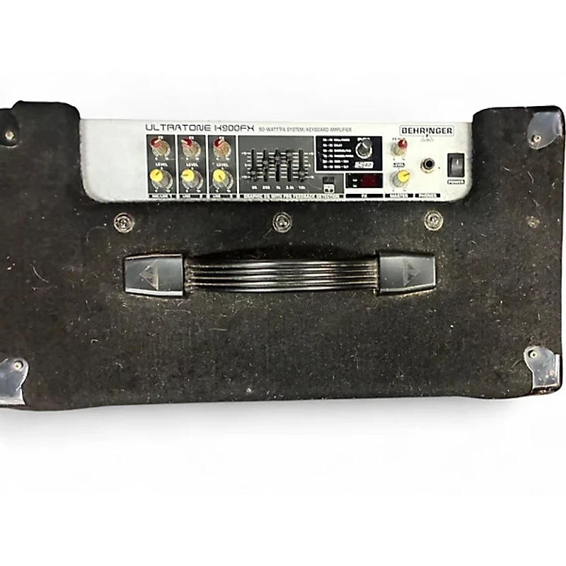 Used Behringer ultratone k900fx Keyboard Amp