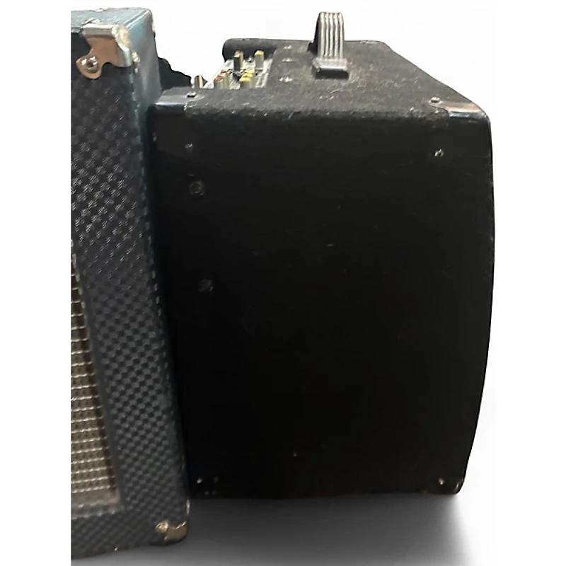 Used Behringer ultratone k900fx Keyboard Amp