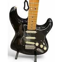 Used Fender SPECIAL EDITION STANDARD STRATOCASTER Black Solid Body Electric Guitar
