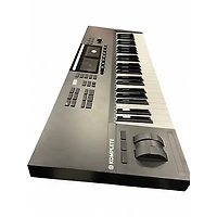 Used Native Instruments Komplete Kontrol S49 MK2 MIDI Controller