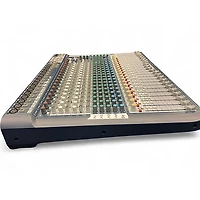 Used Soundcraft signature 22 Unpowered Mixer