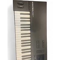 Used Native Instruments Komplete Kontrol S88 MK3 MIDI Controller