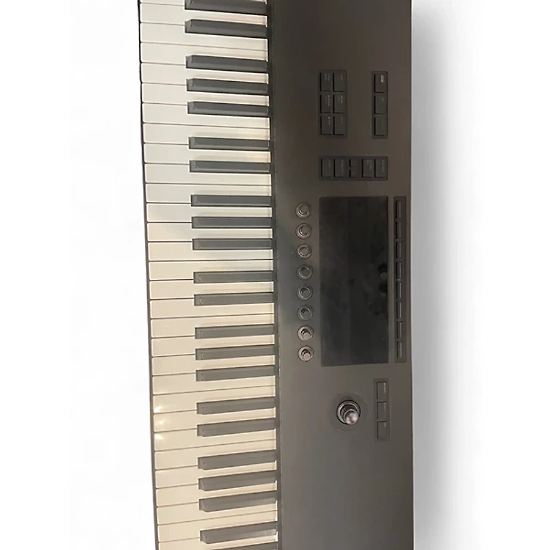 Used Native Instruments Komplete Kontrol S88 MK3 MIDI Controller