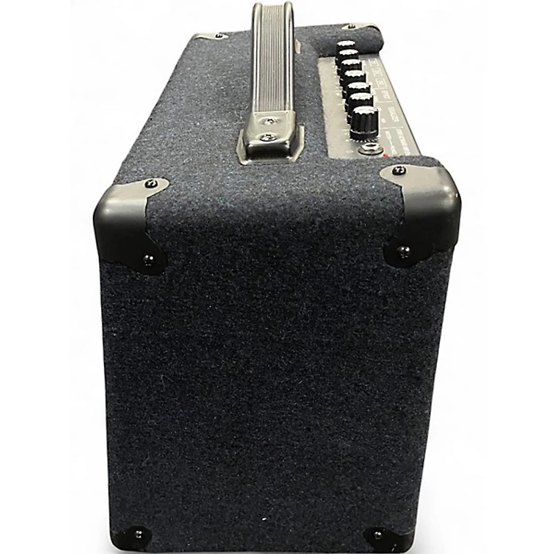 Used Roland KC220 Keyboard Amp