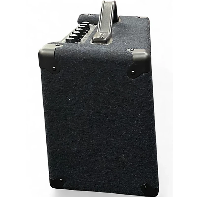 Used Roland KC220 Keyboard Amp