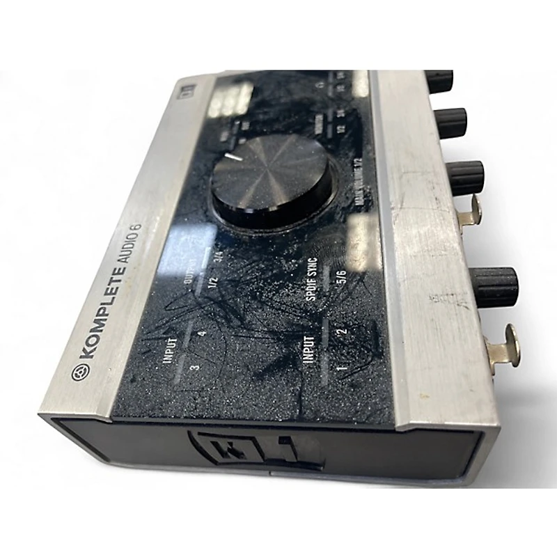 Used Native Instruments KOMPLETE AUDIO 6 Audio Interface