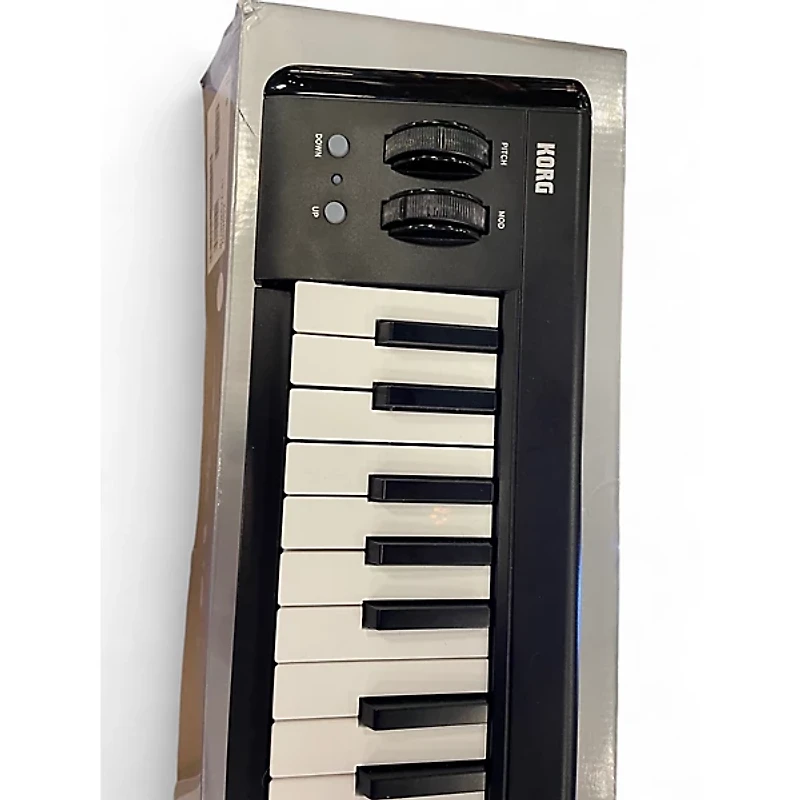Used KORG MicroKey 61 USB MIDI Controller