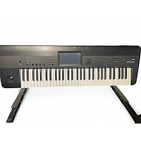 Used KORG Krome 61 Key Keyboard Workstation