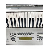 Used Yamaha Motif 6 61 Key Keyboard Workstation