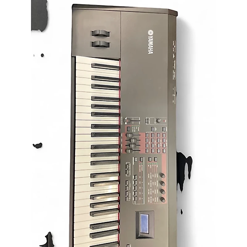 Used Yamaha S90XS 88 Key Synthesizer