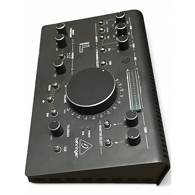 Used Behringer Studio L Audio Interface