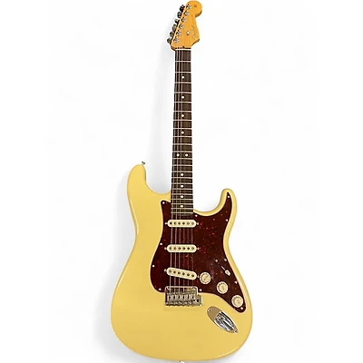 Used Fender FSR American Standard Stratocaster Vintage White Solid Body Electric Guitar