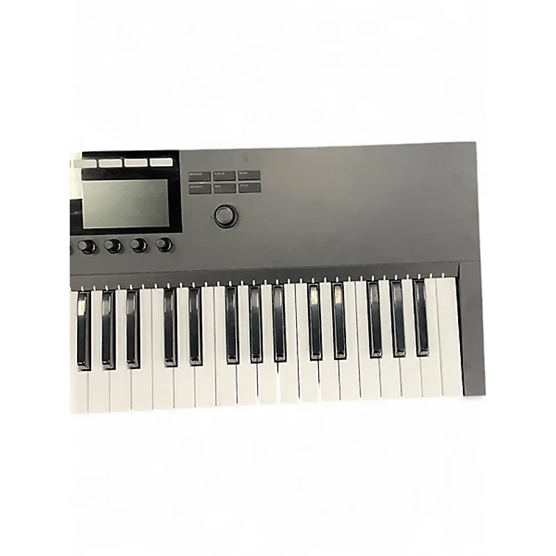 Used Native Instruments Komplete Kontrol S61 MK2 MIDI Controller