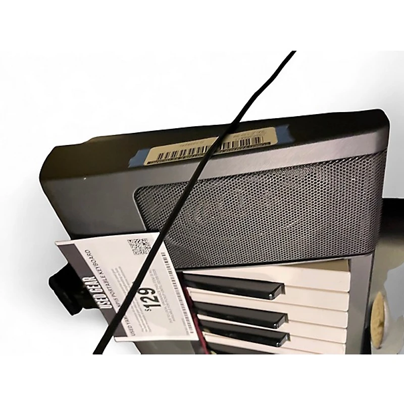 Used Yamaha NP15 Portable Keyboard