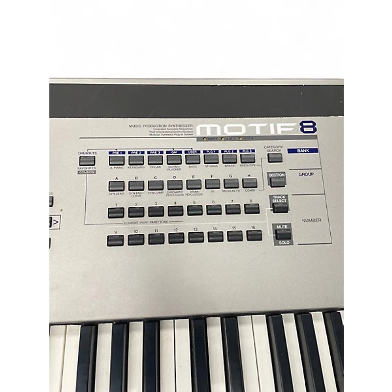 Used Yamaha Motif 8 88 Key Keyboard Workstation