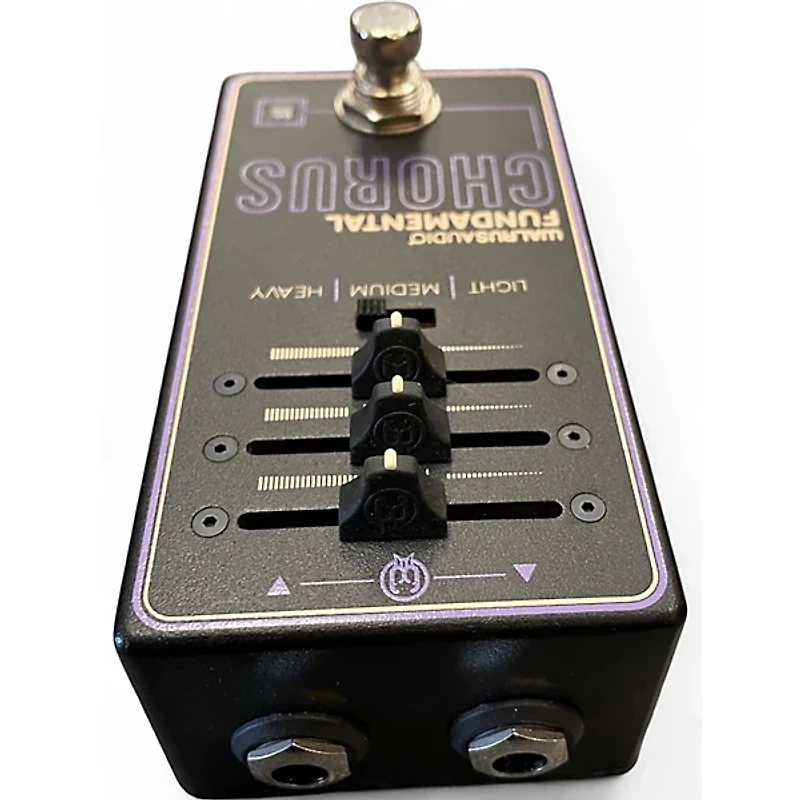 Used Walrus Audio FUNDAMENTAL CHORUS Effect Pedal