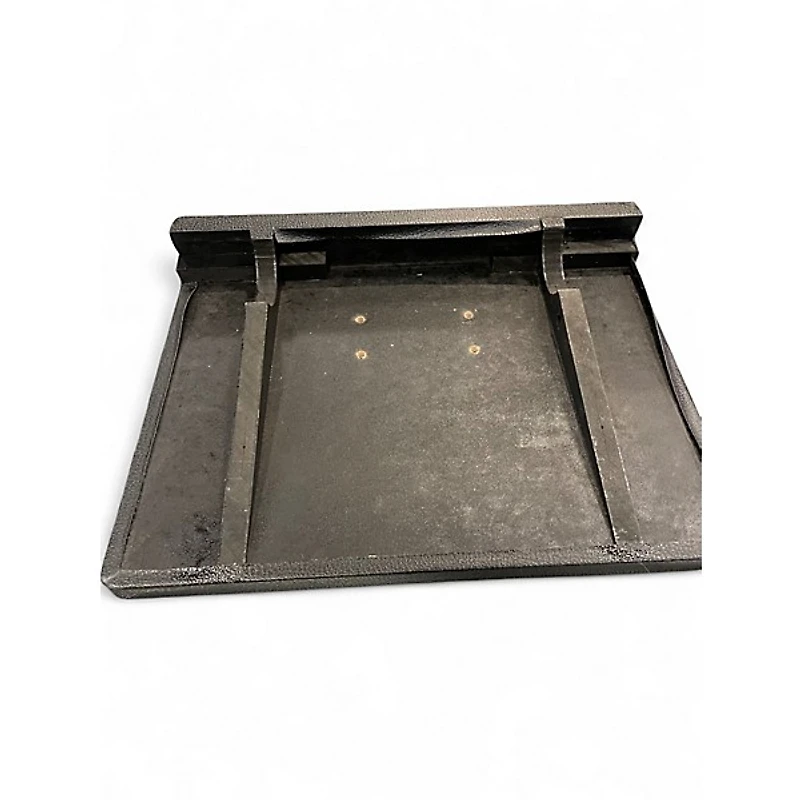 Used Gator Pedal Tote Pedal Board