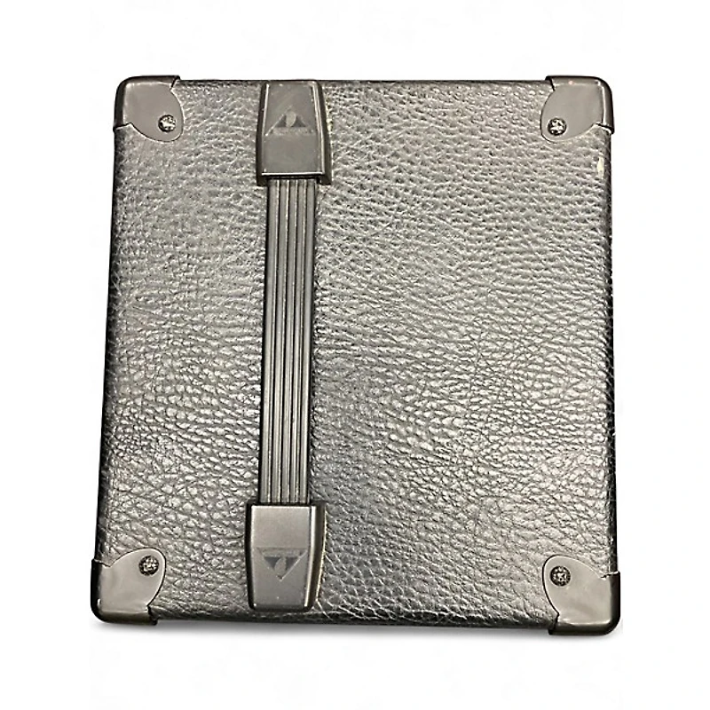 Used Behringer EUROPOWER PMP2000 Powered Mixer