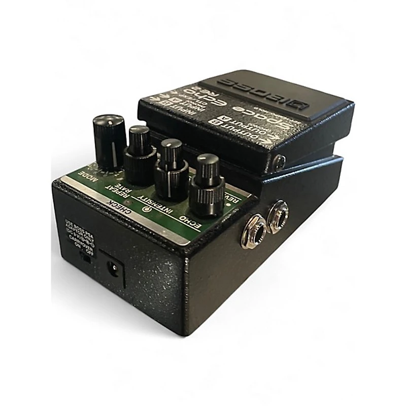 Used BOSS RE20 Space Echo Effect Pedal