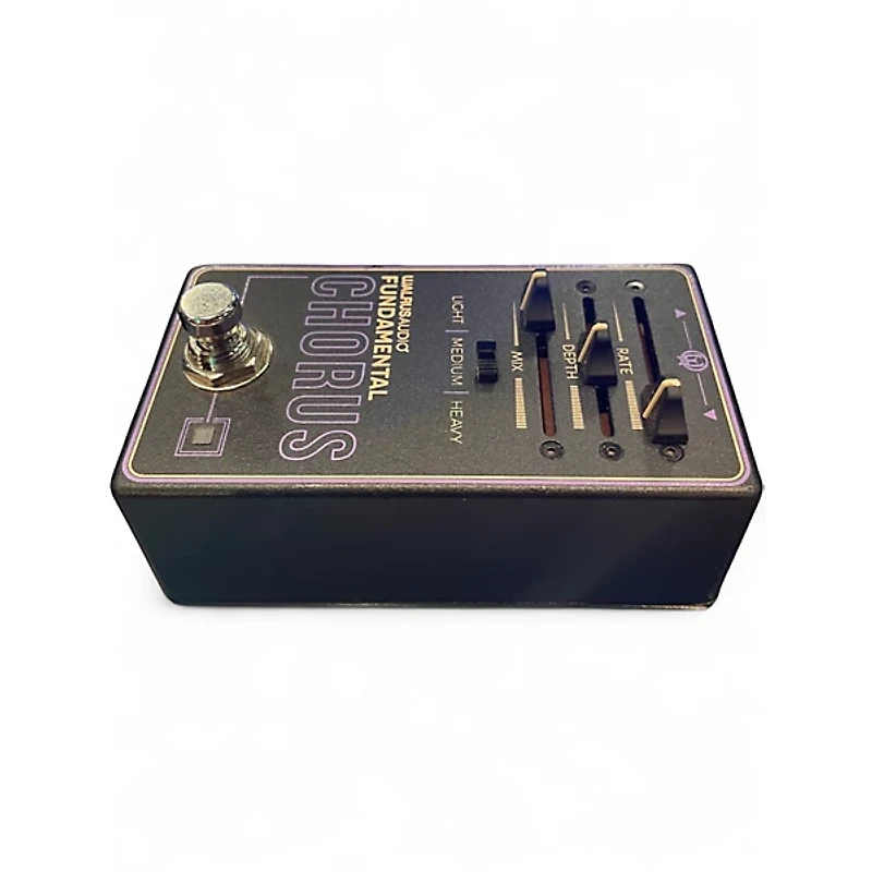 Used Walrus Audio FUNDAMENTAL CHORUS Effect Pedal