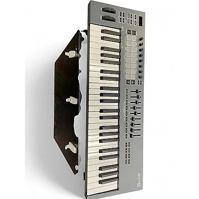Used Novation flkey49 MIDI Controller