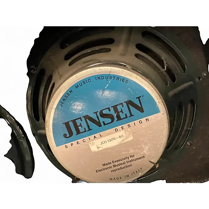 Used Behringer V-Tone GMX212 2X60W Guitar Combo Amp