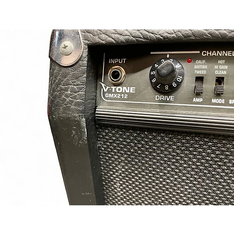 Used Behringer V-Tone GMX212 2X60W Guitar Combo Amp