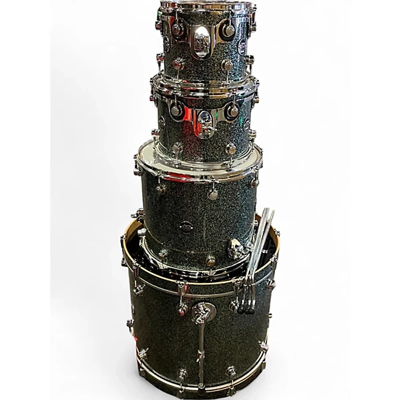 Used DW 4 Piece Performance Series Ocean galaxy Drum Kit