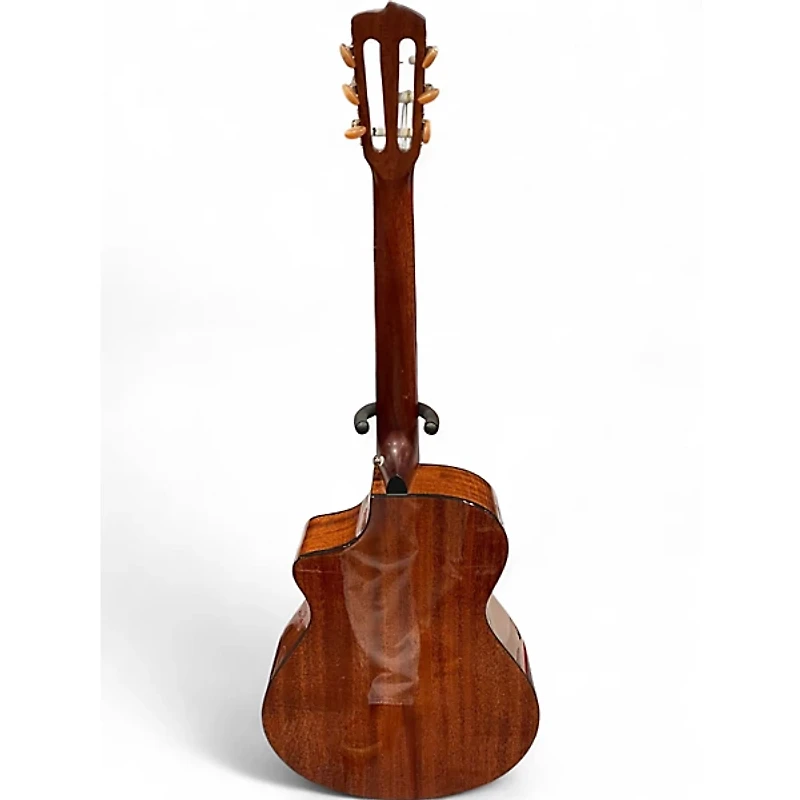 Used Breedlove Discovery Concert Natural Acoustic Guitar