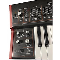 Used Behringer vc340 Synthesizer