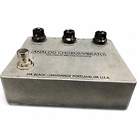 Used Mr Black ANALOG CHORUS/VIBRATO Effect Pedal