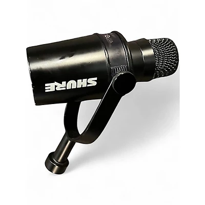 Used Shure MV7 Dynamic Microphone
