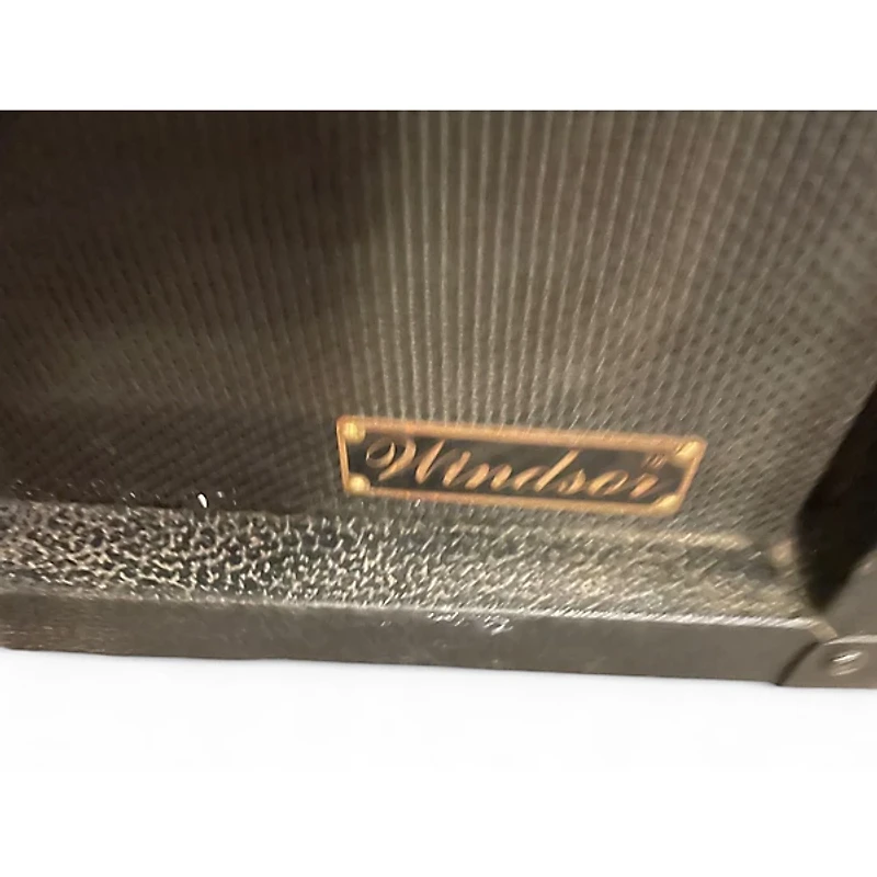 Used Peavey Windsor 4x12 Slant Guitar Cabinet