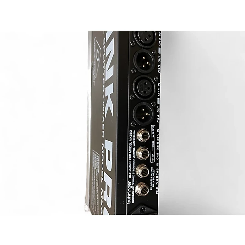 Used Behringer MX882 Unpowered Mixer