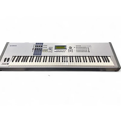 Used Yamaha Motif ES8 88 Key Keyboard Workstation