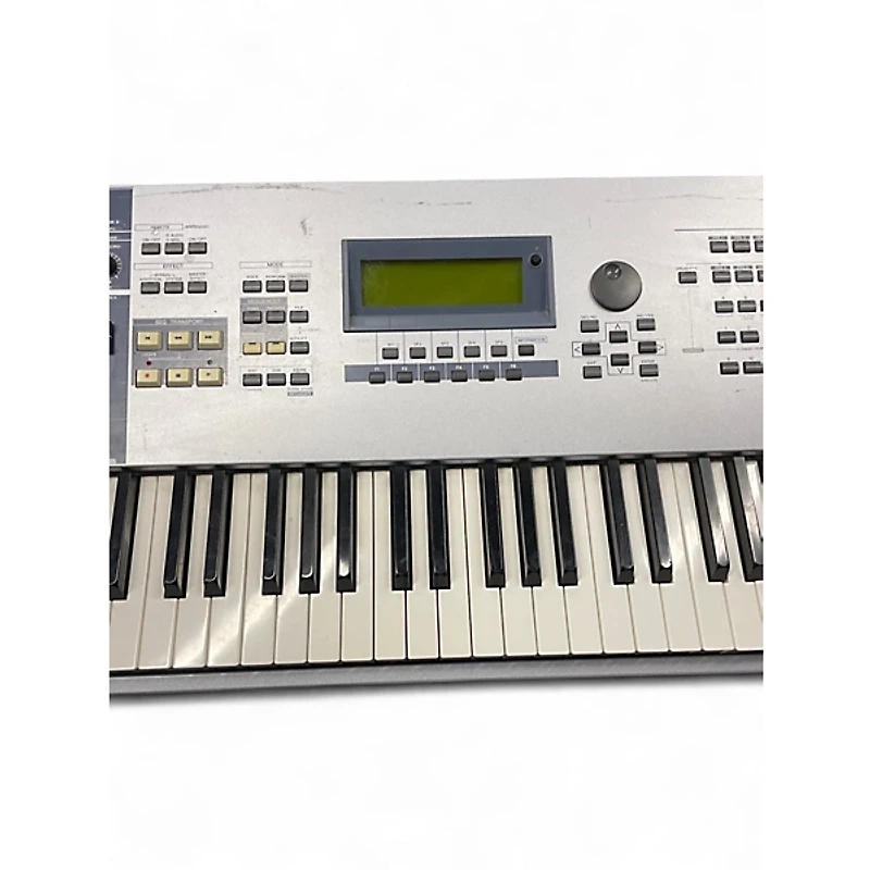 Used Yamaha Motif ES8 88 Key Keyboard Workstation