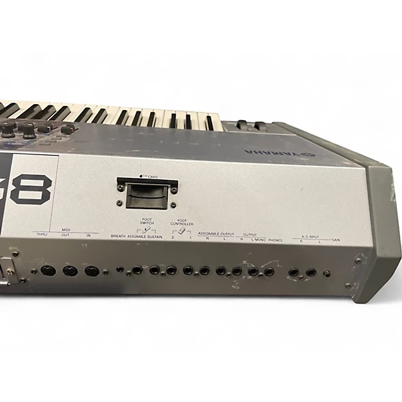 Used Yamaha Motif ES8 88 Key Keyboard Workstation