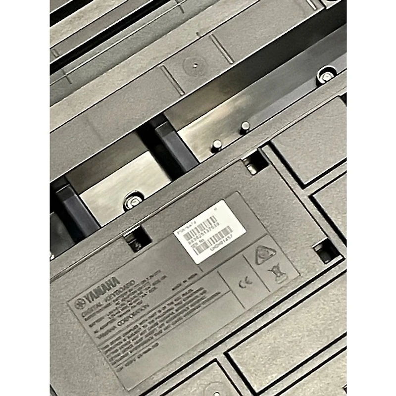 Used Yamaha PSRE473 Digital Piano