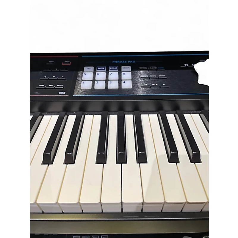 Used Roland JUNO DS88 Synthesizer