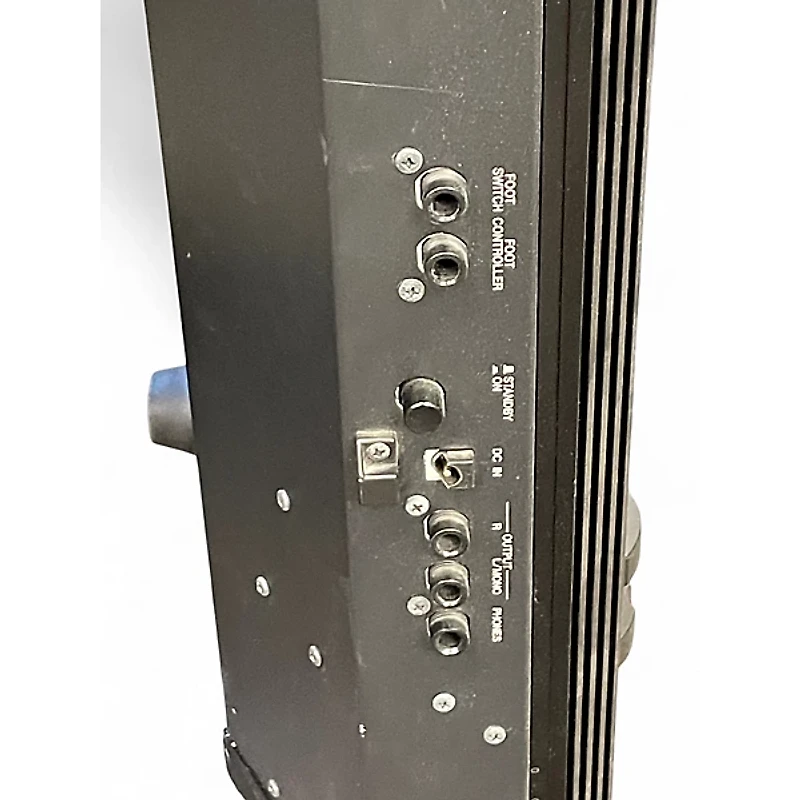 Used Yamaha S08 88 Key Synthesizer