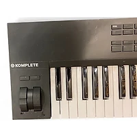 Used Native Instruments Komplete Kontrol A61 MIDI Controller