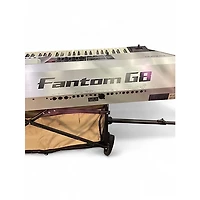 Used Roland Fantom G8 88 Key Keyboard Workstation