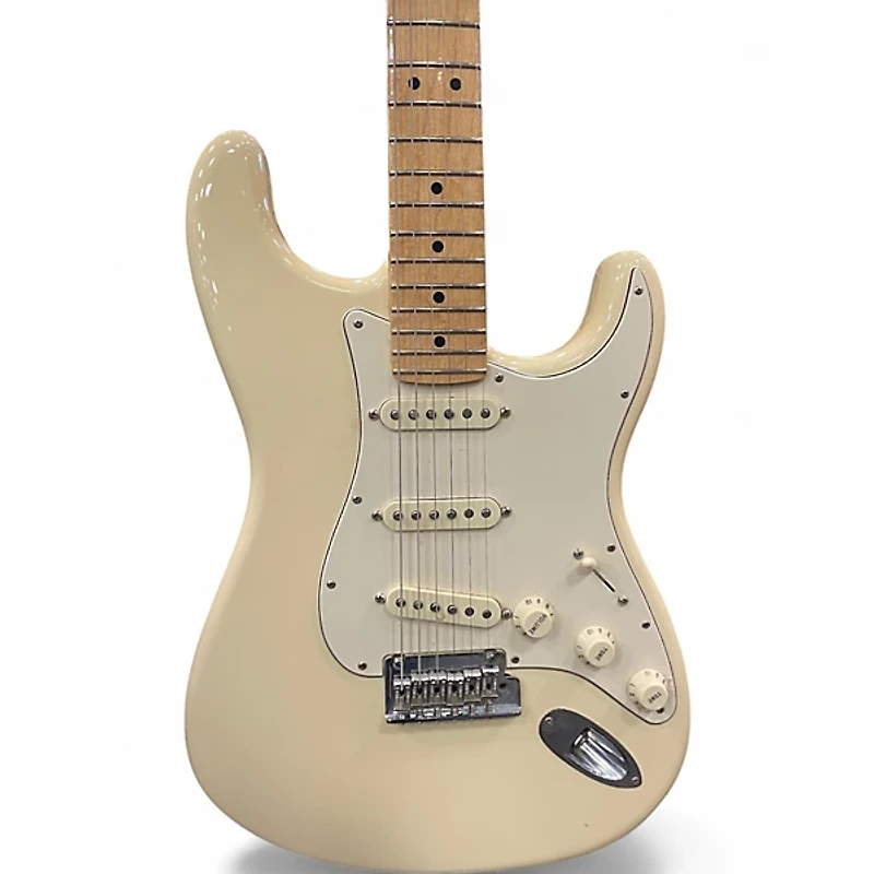 Used Fender American Professional Stratocaster SSS White Solid Body Electric Guitar